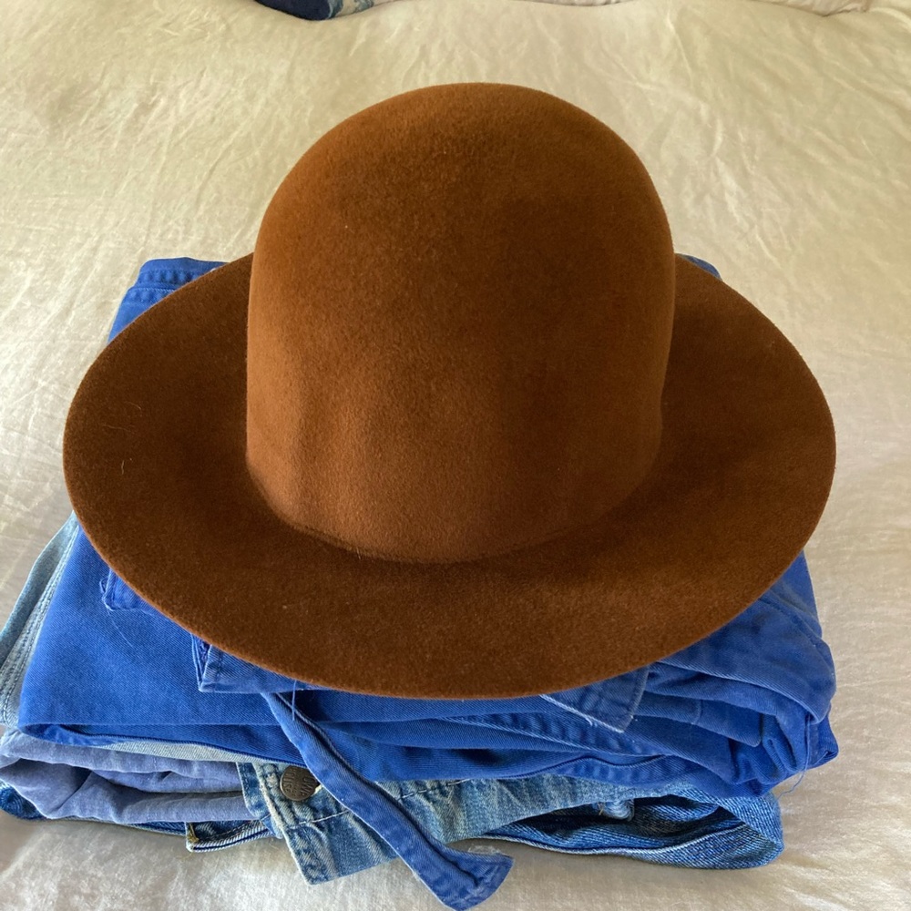 Clyde Short Brim Dome Hat (Nutmeg), size Small